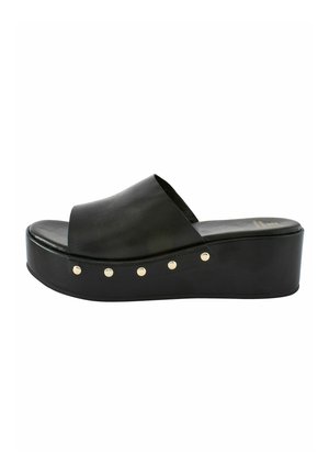 FOREVER COMFORT STUDDED REGULAR FIT - Pantofle - black