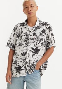 Levi's® CLASSIC CAMPER - Košeľa - egret