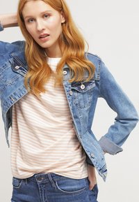 Selected Femme T-shirt estampada - cameo rose