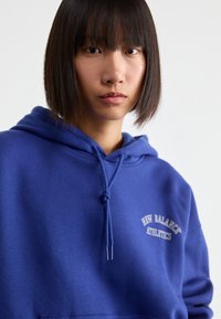 New Balance GRAPHIC - Sweatshirt - blue