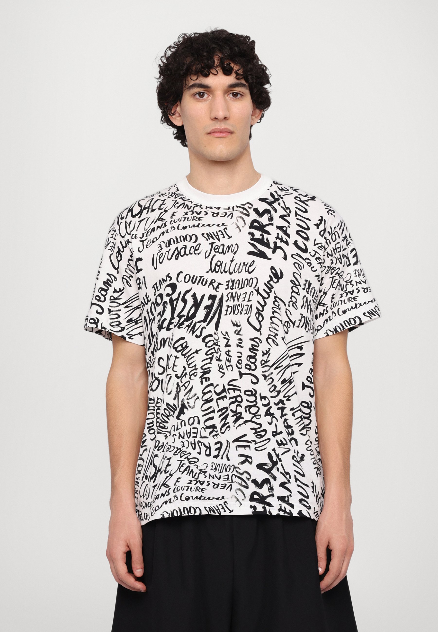 Tシャツ・カットソー Versace Jeans Couture Logomania Print T-Shirt Versace Jeans Couture LOGOMANIA CIRCLE - Print T-shirt