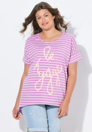 - T-shirt z nadrukiem