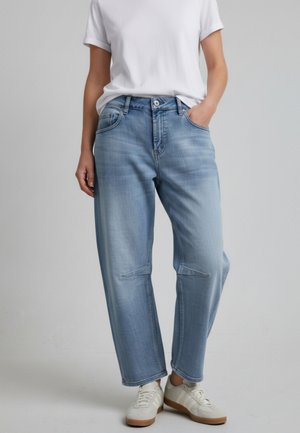 CALM SHAPE - Jeans Straight Leg - light blue denim