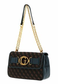 Brun stof håndtaske med guld kædetræk, der har et fremtrædende guldlogo og en blå læderkant. Udsmykket med et struktureret mønster.
