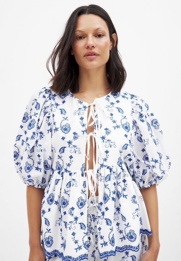 EMBROIDERED CONTRAST TIE FRONT - Bluse