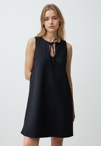 Jimmy Key SLEEVELESS WITH NECK - Freizeitkleid - black