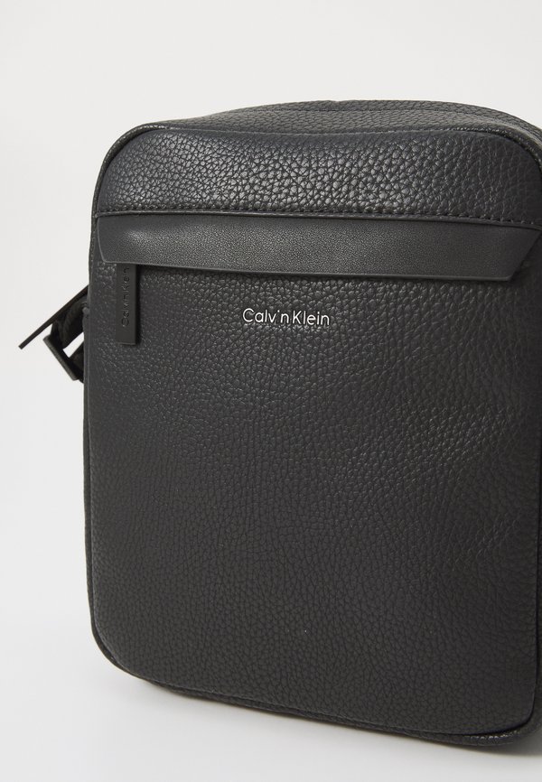 MUST REPORTER - Cross body bag2