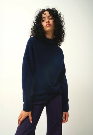 Authentic Cashmere COLLIN TURTLENECK - Trui - navy