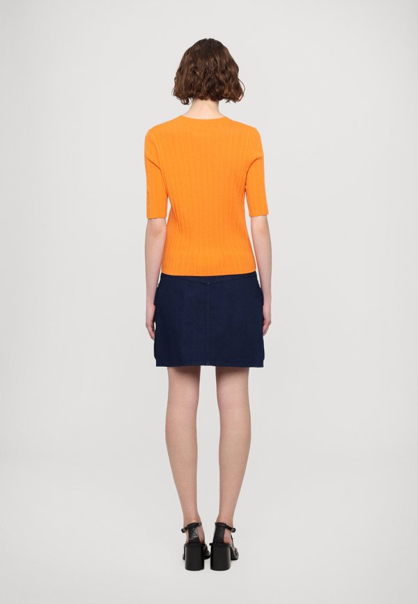 CREW NECK HALF SLEEVE - Jumper - pumpkin orange2