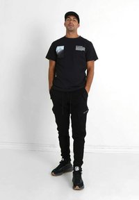 Sixth June STRETCH - Cargobukser - black