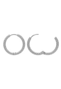 Zilveren oorbellen in de vorm van een hoepel met een gestructureerde, gehamerde afwerking. Ronde vorm met een veilig sluitmechanisme. Glad afgewerkte randen en een gepolijste uitstraling.