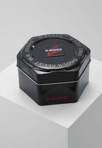 Thumbnail Image 4