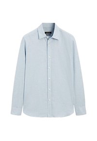 Camicia celeste a maniche lunghe con bottoni in tessuto strutturato, caratterizzata da un colletto standard, orlo dritto e sei bottoni frontali.