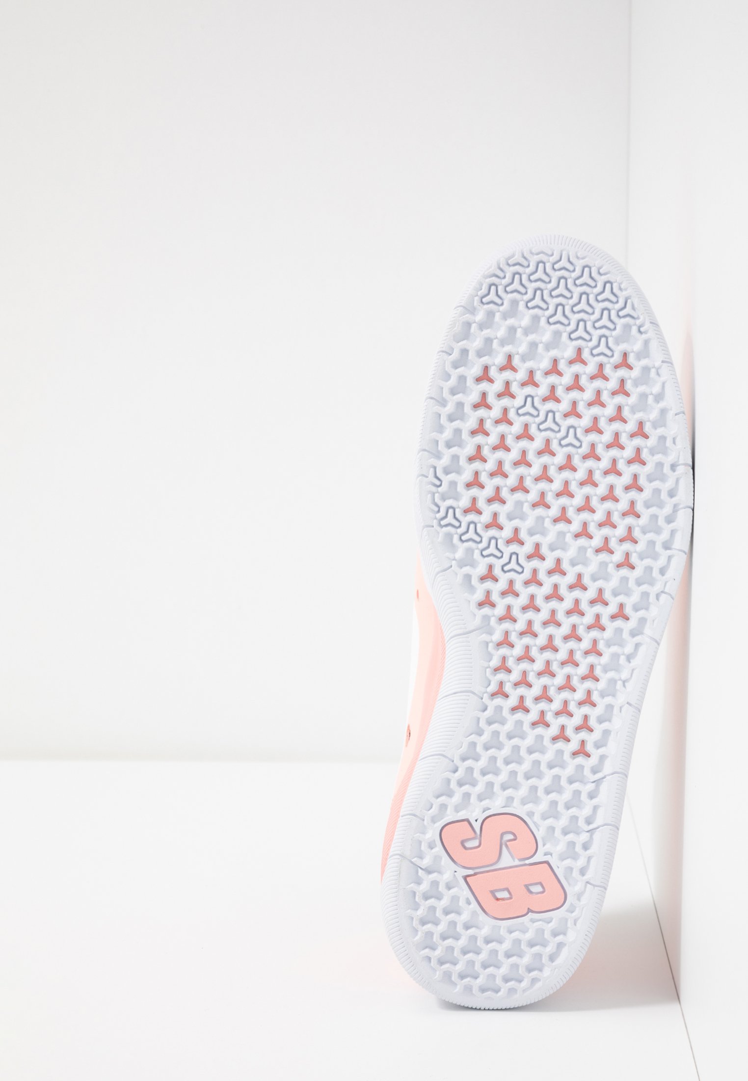 Nike SB NYJAH FREE - Skateschoenen - bleached coral/white/aphid  green/donkerroze - Zalando.nl