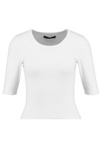 Abercrombie & Fitch HALF SLEEVE SNAP T shirts white Abercrombie & Fitch WEBEX TIERED MIDAXI - Miniskjørt - black