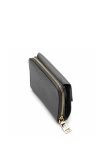 Schwarzes Lederportemonnaie mit strukturiertem Finish, Reißverschluss mit goldfarbener Hardware und kompakter rechteckiger Form.