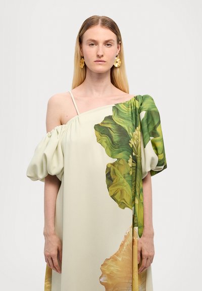 Stine Goya Iltapuku - poppies bloom