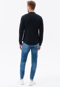 Ombre LONG SLEEVE - Camisa - black