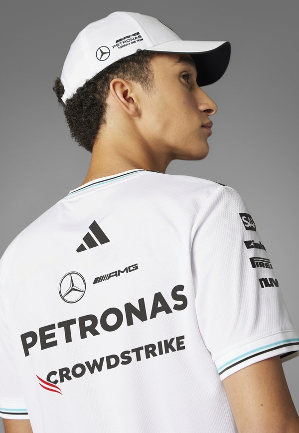 MERCEDES - AMG PETRONAS FORMULA ONE TEAM DRIVER AUTHENTIC WHITE MEN - Print T-shirt4