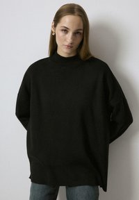 Touché Privé TURTLENECK  - Pulover - black