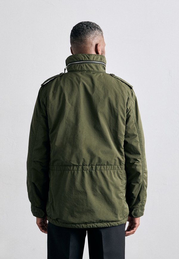 NEW CAMP - Parka3