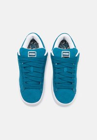 Puma UNISEX - Obuća za skateboard - ocean tropic/white