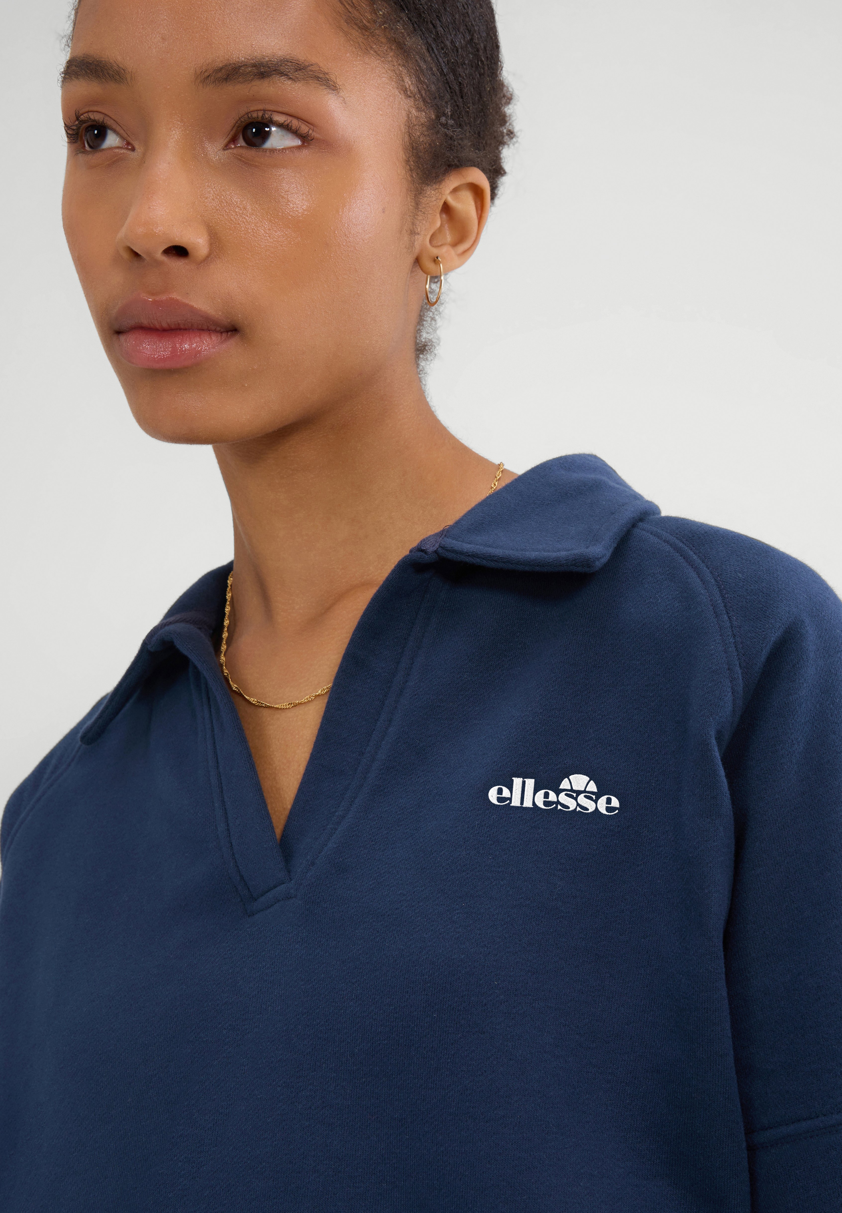 Navy Ellesse Sweater Womens Ellesse MORCONE RELAXED Sweatshirt