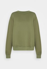 Olivgrön sweatshirts med rund halsringning, ribbade ärmar och nederkant. Slät textur, med en liten logotyp på baksidan.