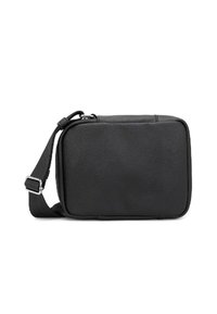 Borsa a tracolla nera in pelle con superficie texturizzata, forma rettangolare, chiusura con zip e tracolla regolabile. Design semplice con hardware minimale.