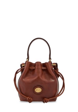 Borsa a mano in pelle marrone con coulisse, manico superiore e placca ovale dorata con il logo "The Bridge" sul davanti.