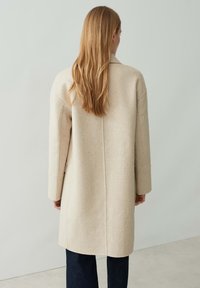 OPUS REGULAR FIT - Mantel - macadamia