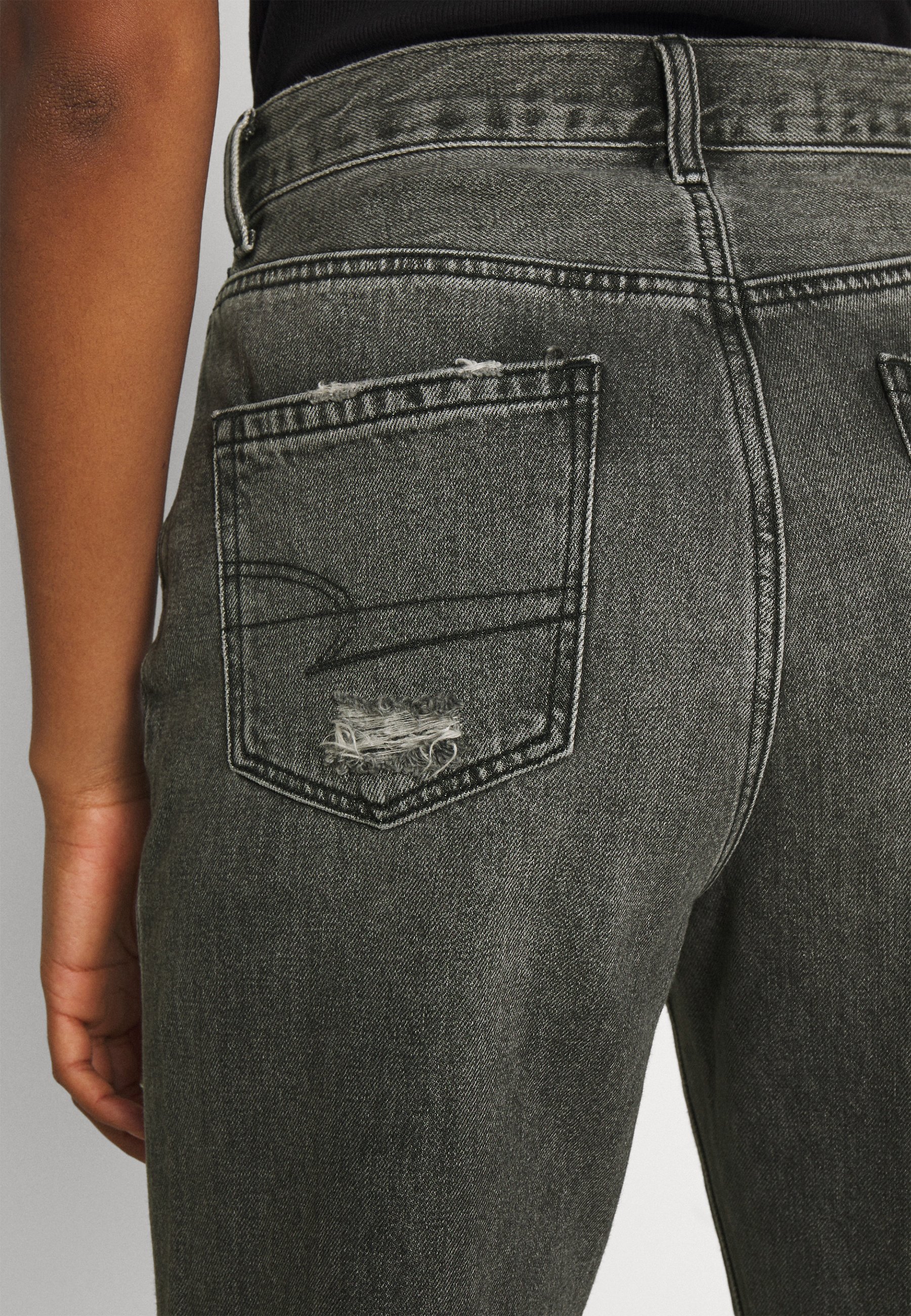 American Eagle HIGHEST RISE MOM - Slim 