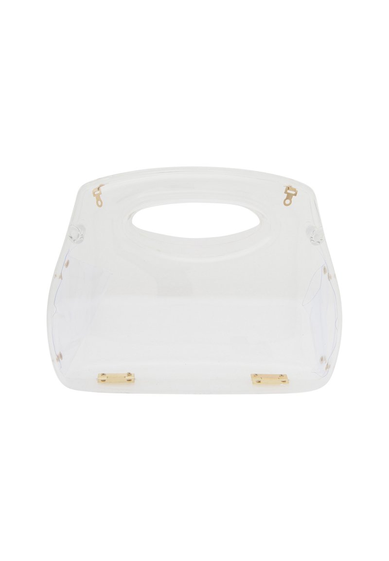 Transparent akryltaske med et ovalt håndtag, prydet med hardware i guldfarve og en glat, blank overflade. Kompakt rektangulær form.