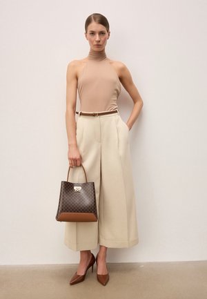 Kazar DANEIRIS - Opasok - light brown