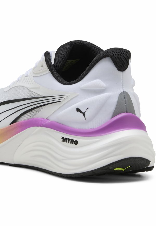 ELECTRIFY NITRO - Road running shoes2