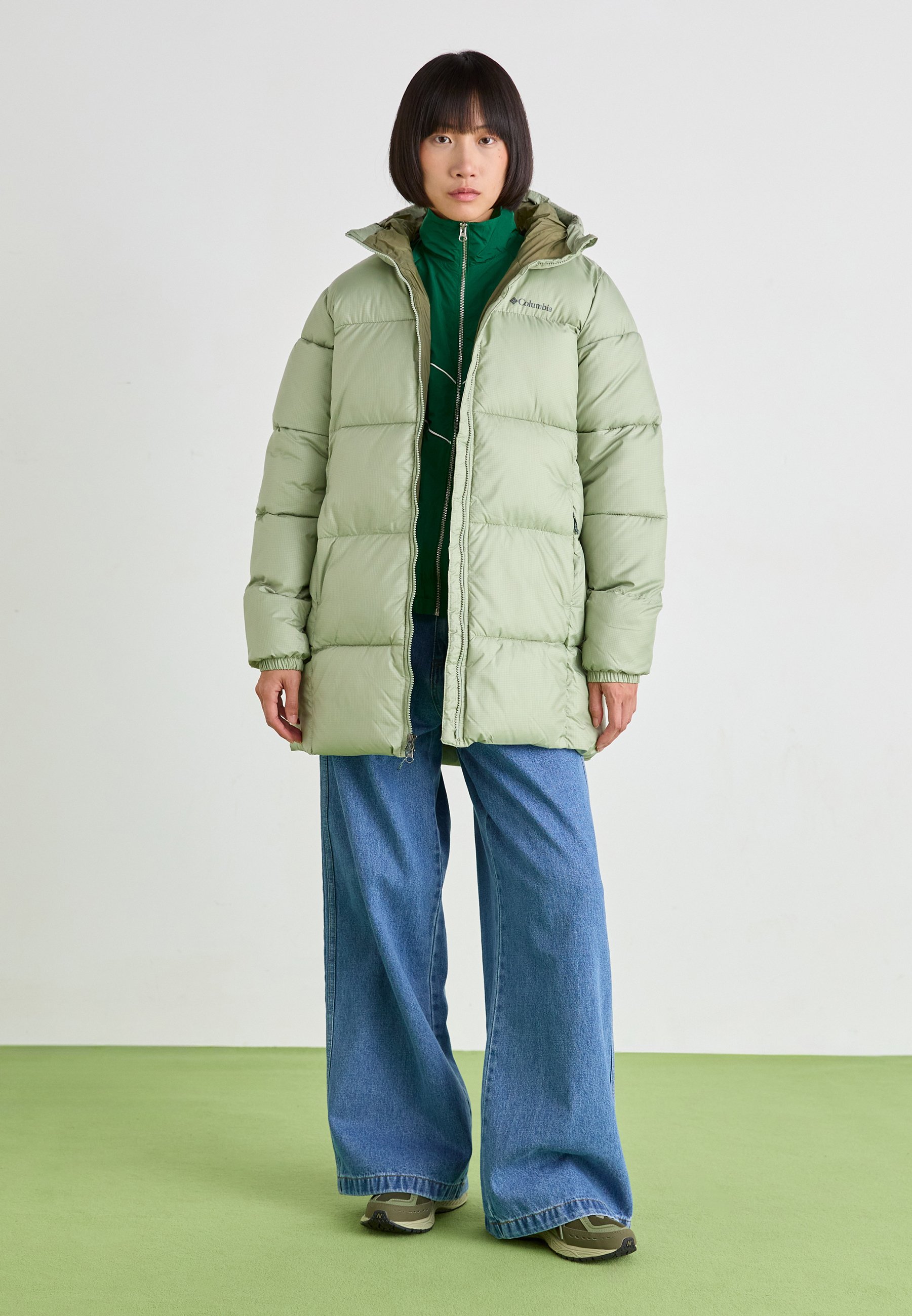 Columbia PUFFECT™ II MID HOODED - Winter coat - safari/green