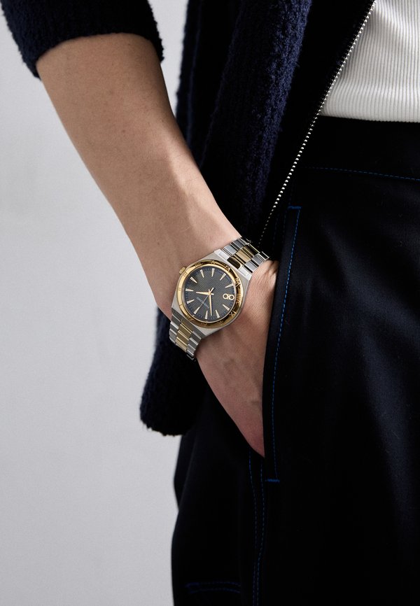 VEGA UPPER EAST UNISEX - Uhr