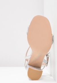 Even&Odd Korolliset sandaalit - silver-coloured