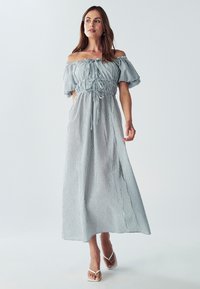 WILLA LIVVI MIDI - Freizeitkleid - emerald stripe
