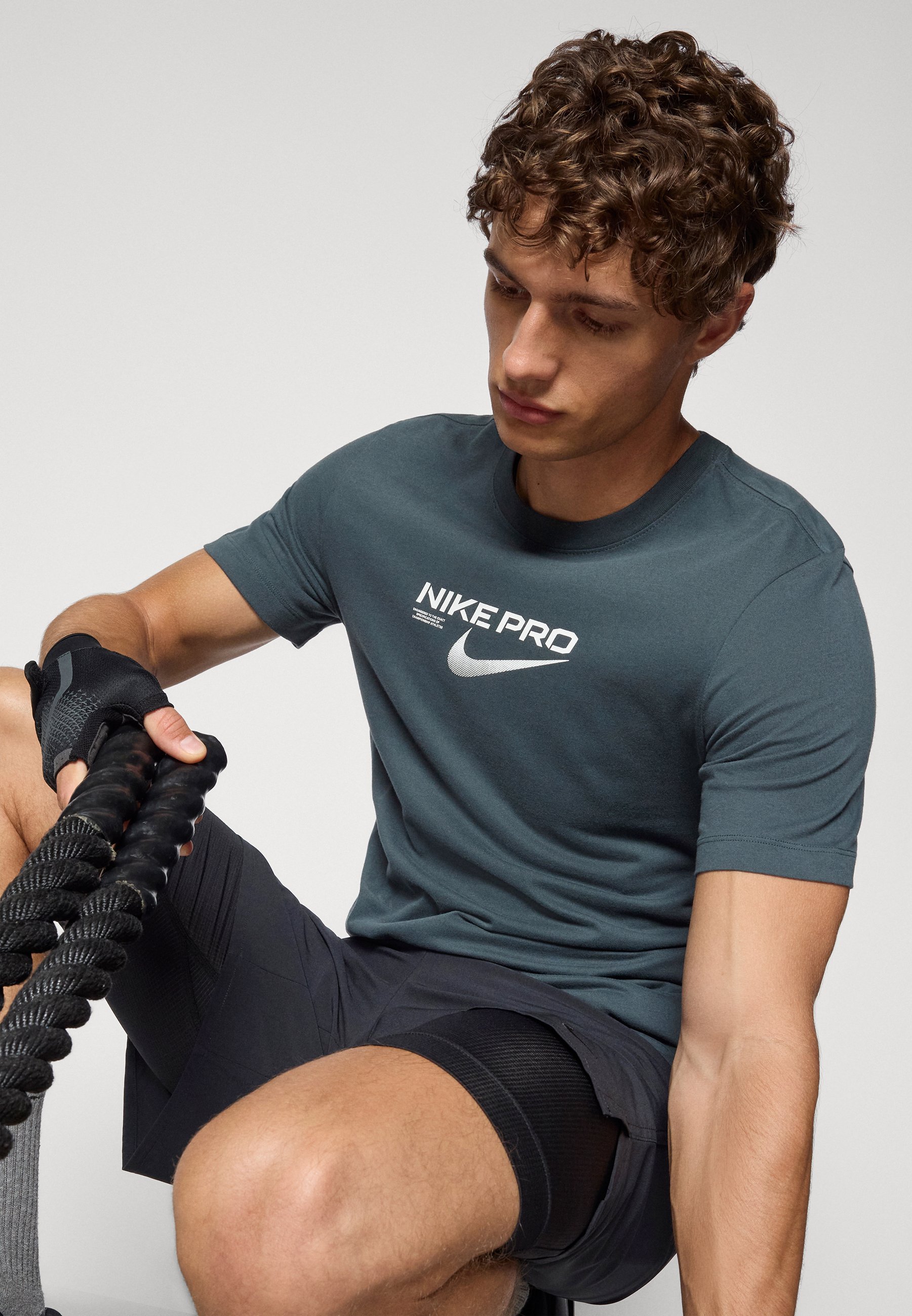 nike pro running t shirt