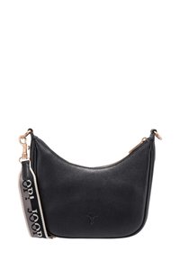 Črna usnjena torbica s ukrivljeno obliko, z zlatim zadrgo in snemljivim tekstilnim trakom z vzorcem logotipa. Teksturirana površina.