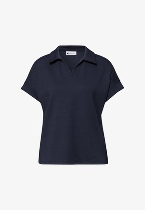 Marineblauw poloshirt met korte mouwen, een kraag en een V-hals, gemaakt van zachte stof, weergegeven op een witte achtergrond.