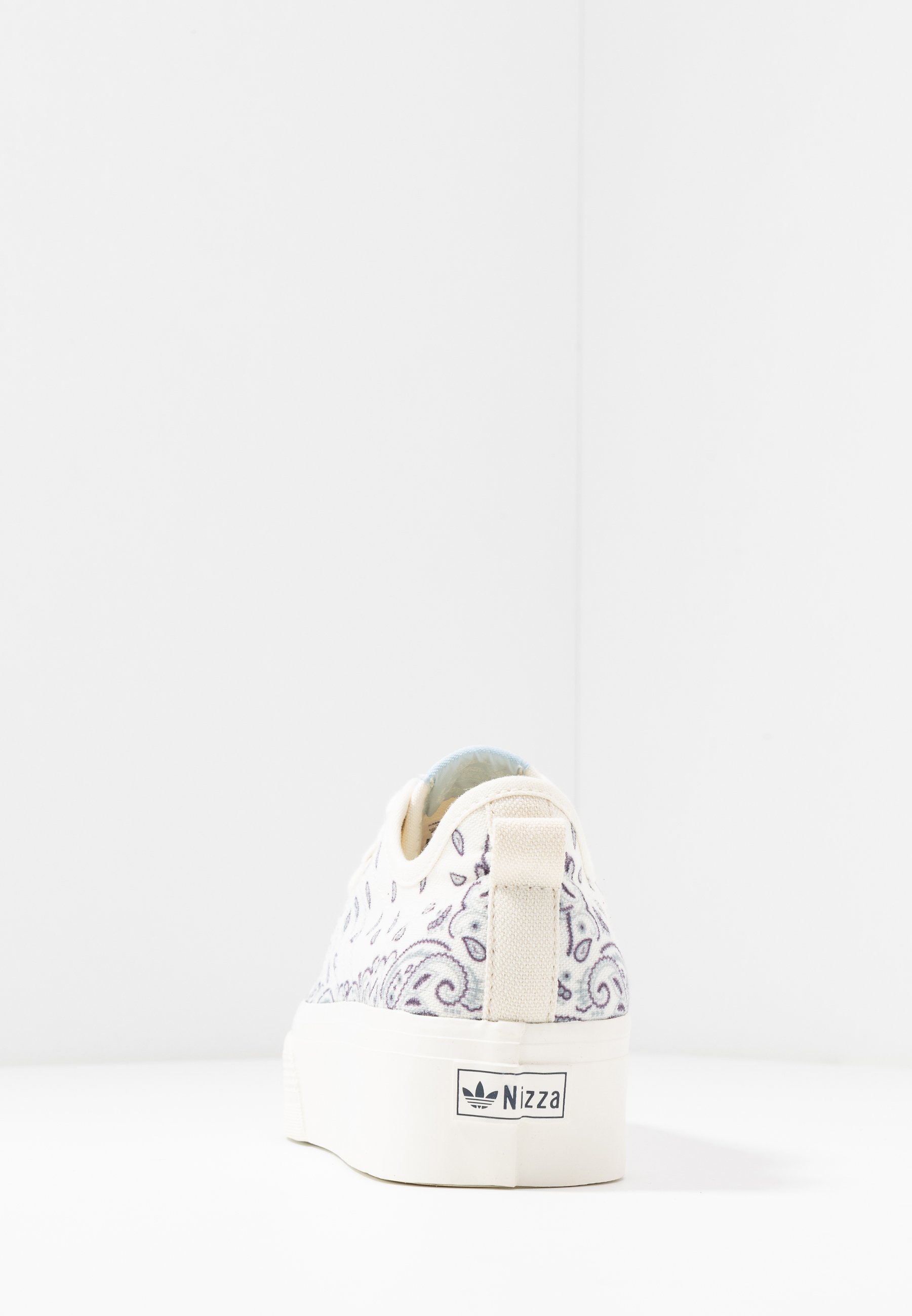 adidas Originals NIZZA RF PLATFORM Sneaker low offwhite adidas Originals NIZZA RF PLATFORM Sneaker low offwhite