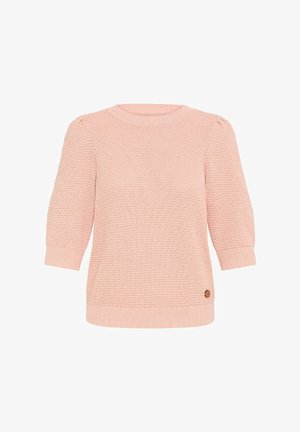 Pull en tricot rose avec un col rond, des manches trois-quarts et des poignets côtelés. Présente un motif texturé et un petit logo en bois en accent.