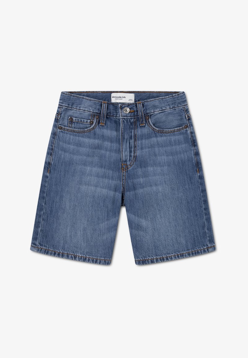 Τζιν σορτς σε μέτριο μπλε χρώμα με άνετη εφαρμογή, διακοσμημένα με αντίθετη ραφή, κούμπωμα με κουμπί και πέντε τσέπες.