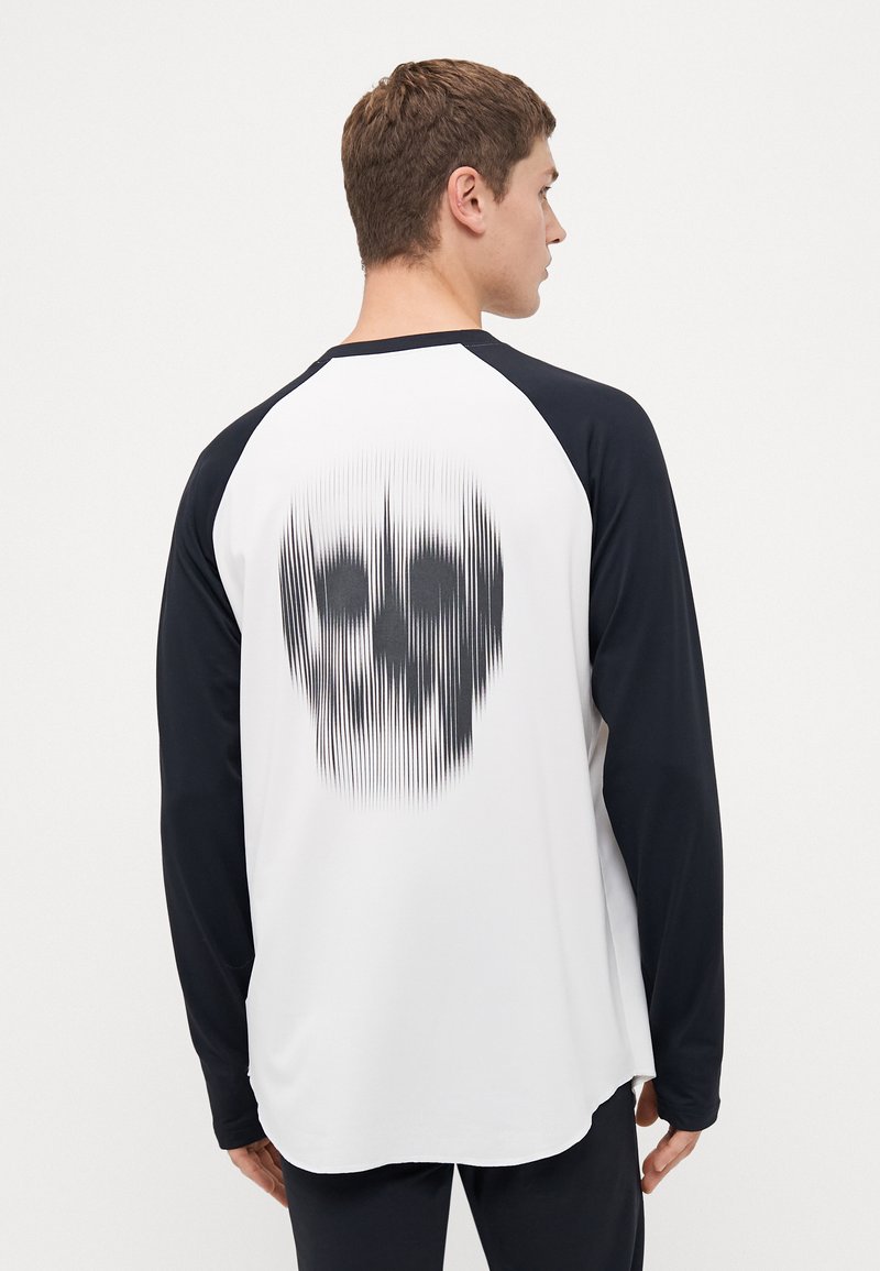 Burton MENS ROADIE BASE LAYER TECH - Spodné tričko - white/black