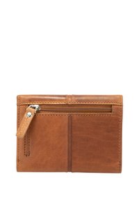 Portafoglio in pelle marrone con una tasca con zip, due slot per carte e una superficie liscia. Presenta cuciture a contrasto e un design minimalista.