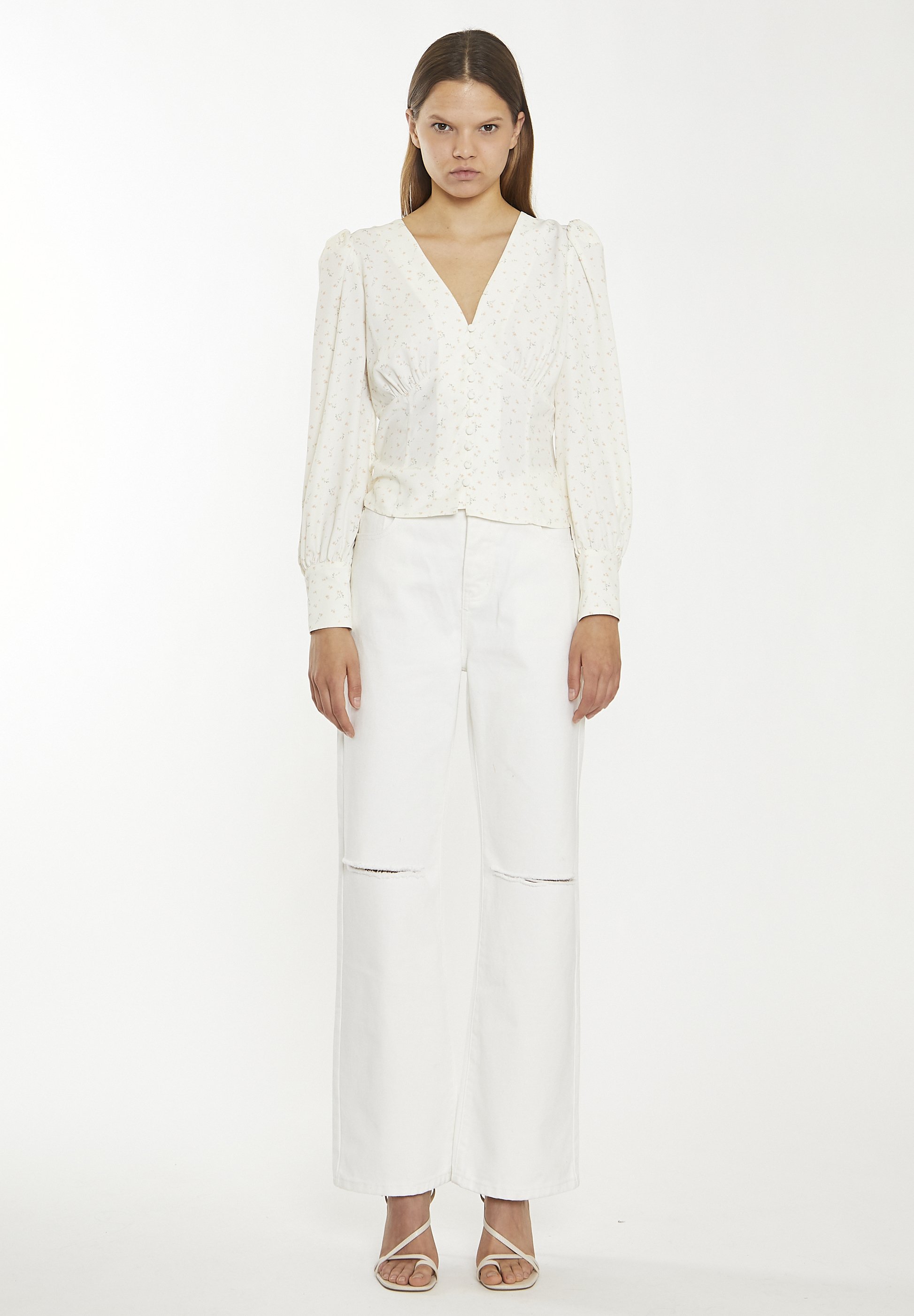 Glamorous V-NECK PUFF SLEEVE TOP WITH BUTTON D - Blouse - cream 
