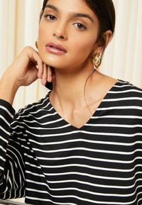 Friends Like These V NECK - Langarmshirt - stripe