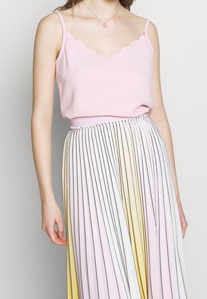 Top - light pink
